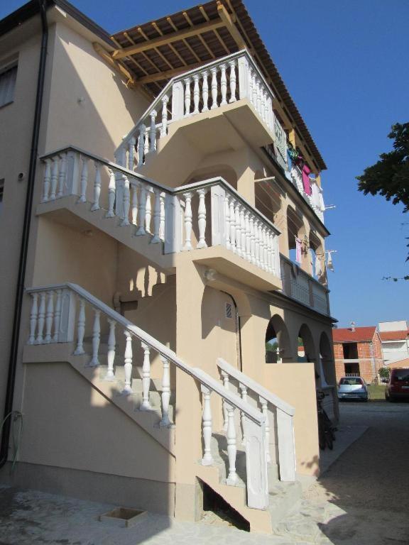 Apartments Ninske Vodice Exterior foto